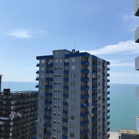 Nbg Towers 2 Appartaments Batumi Exterior photo